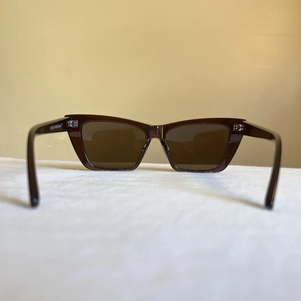 90s Y2K Fashion Sunglasses Square Cat-Eye Brown Frame Brown Lenses - Used